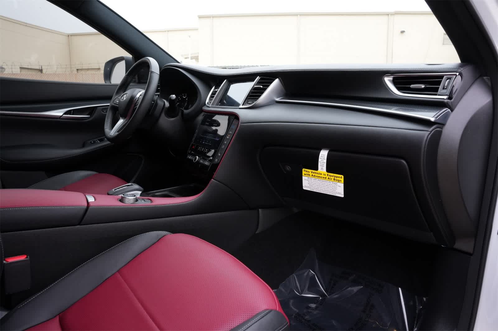 Thumbnail: 2025 INFINITI QX50 - 22