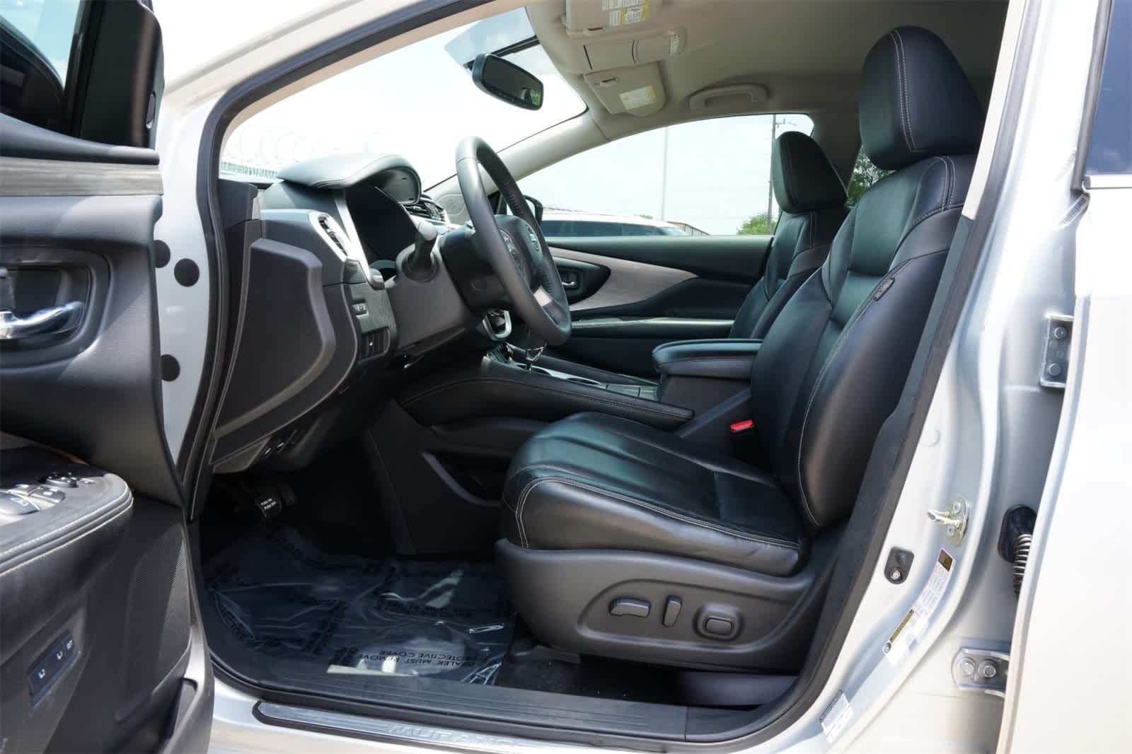 Thumbnail: 2015 Nissan Murano - 14