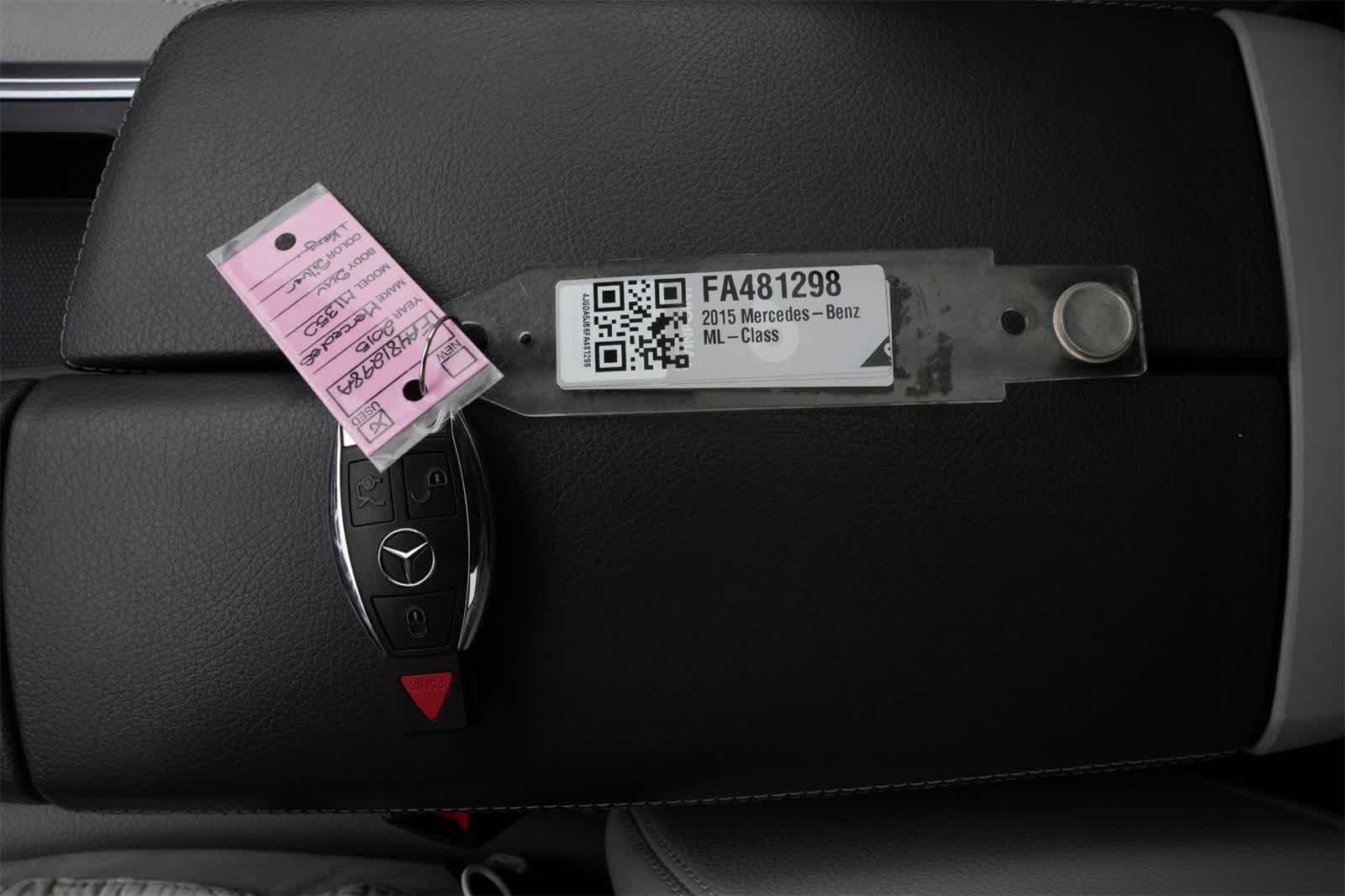 Thumbnail: 2015 Mercedes-Benz M-Class - 25