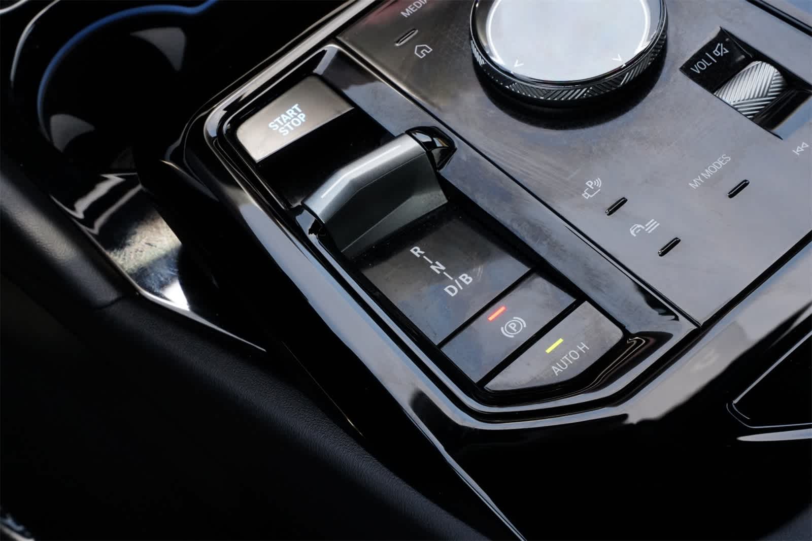 Thumbnail: 2024 BMW i5 - 14
