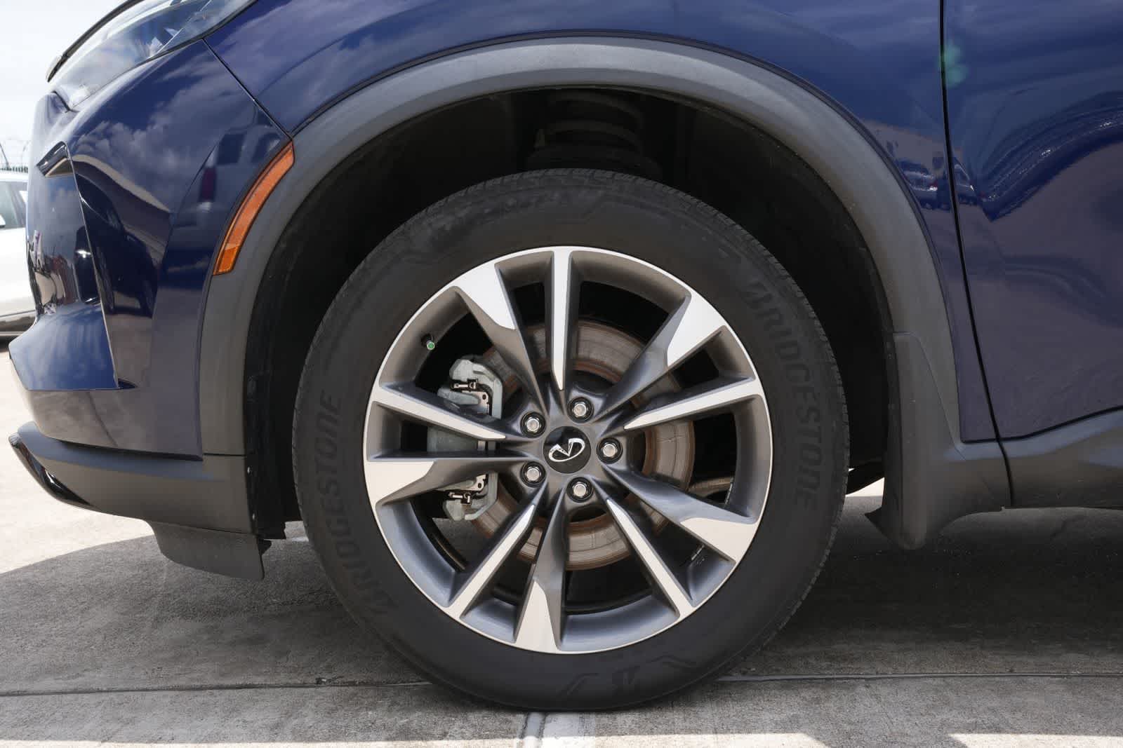 Thumbnail: 2023 INFINITI QX60 - 24