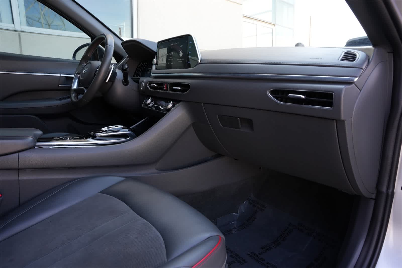 Thumbnail: 2021 Hyundai Sonata - 20