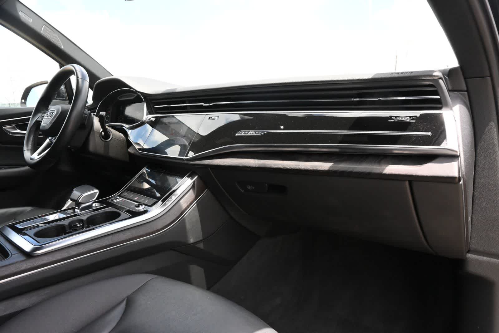 Thumbnail: 2022 Audi Q7 - 23