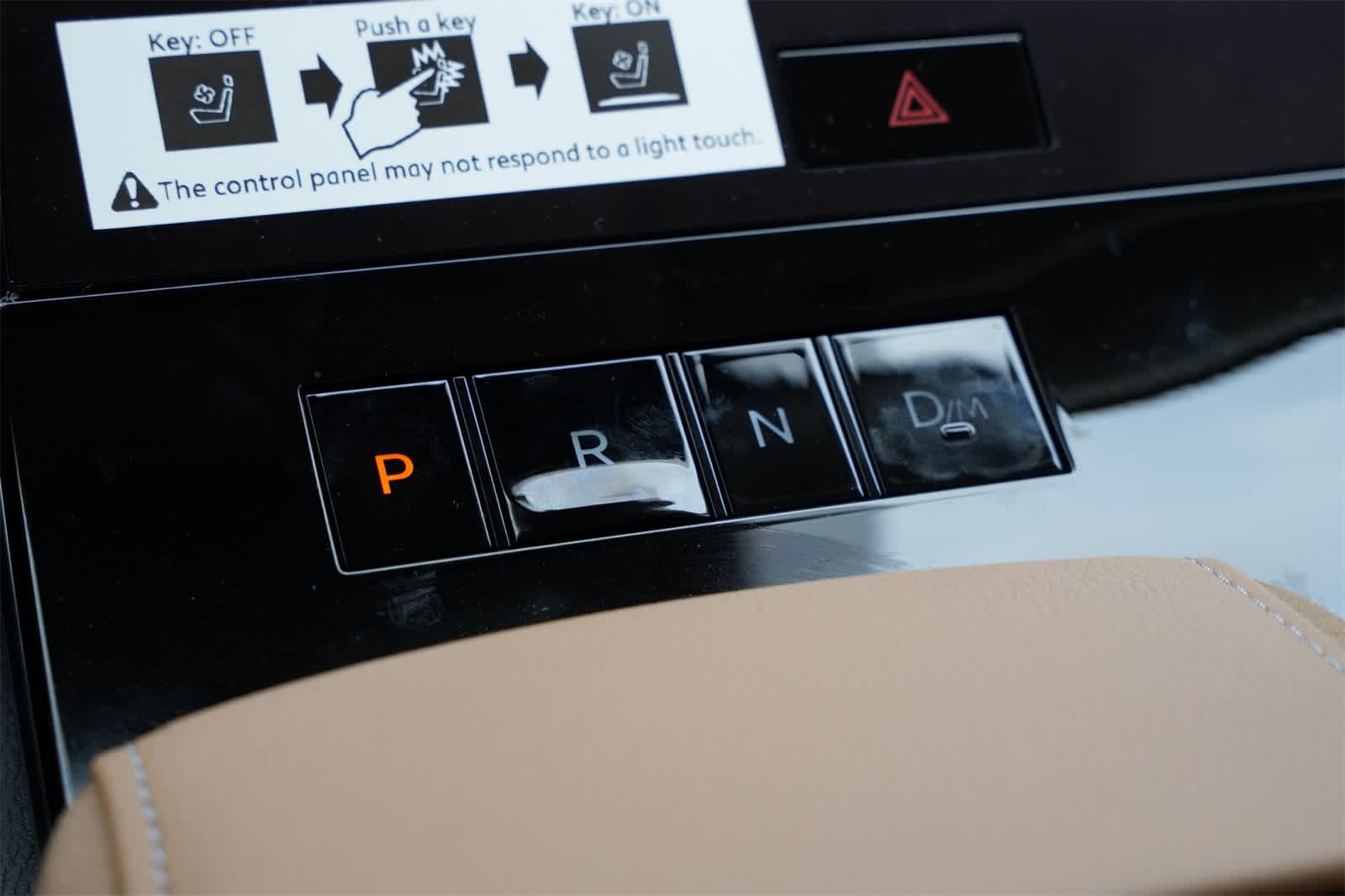 Thumbnail: 2026 INFINITI QX80 - 15