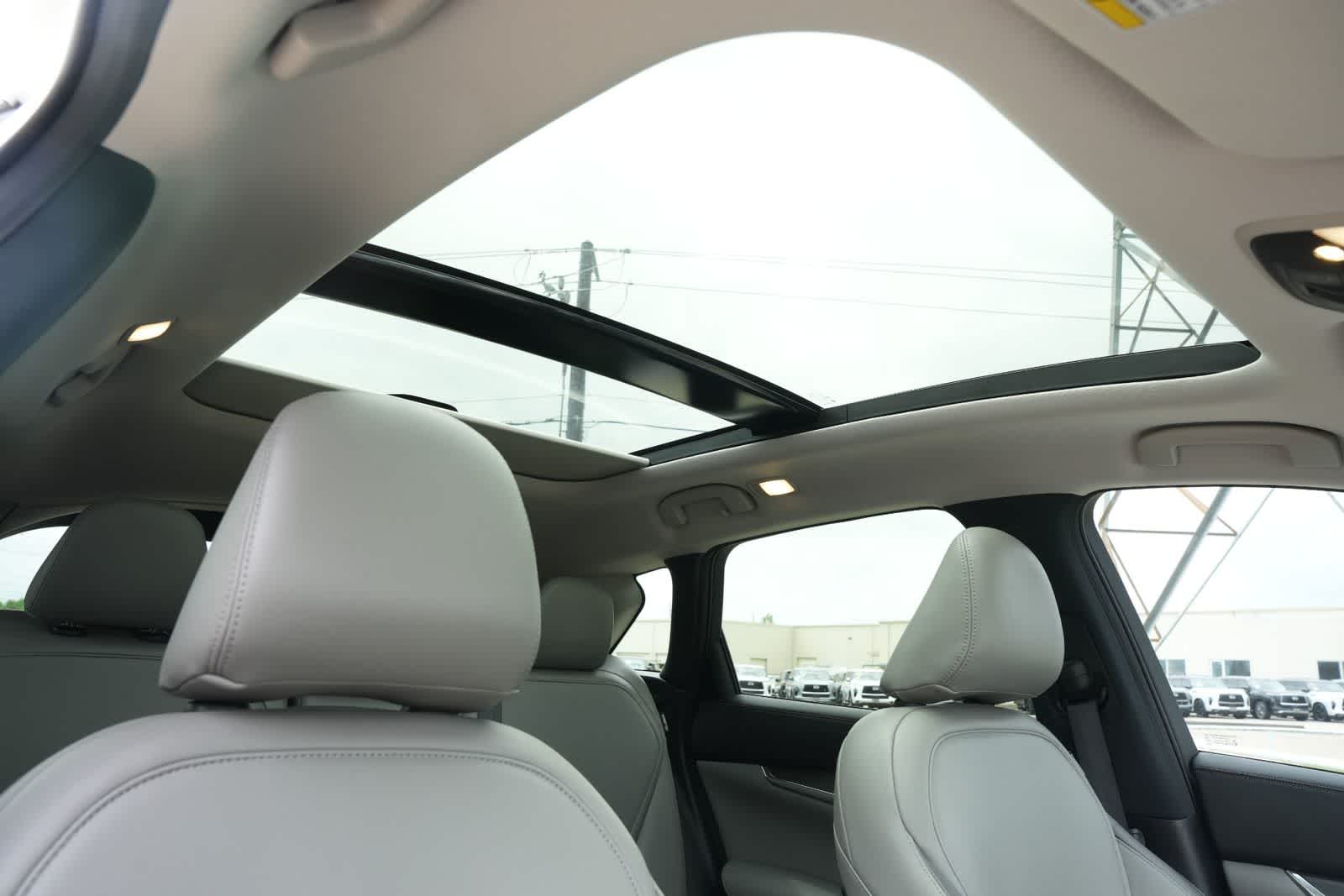 Thumbnail: 2025 INFINITI QX50 - 24
