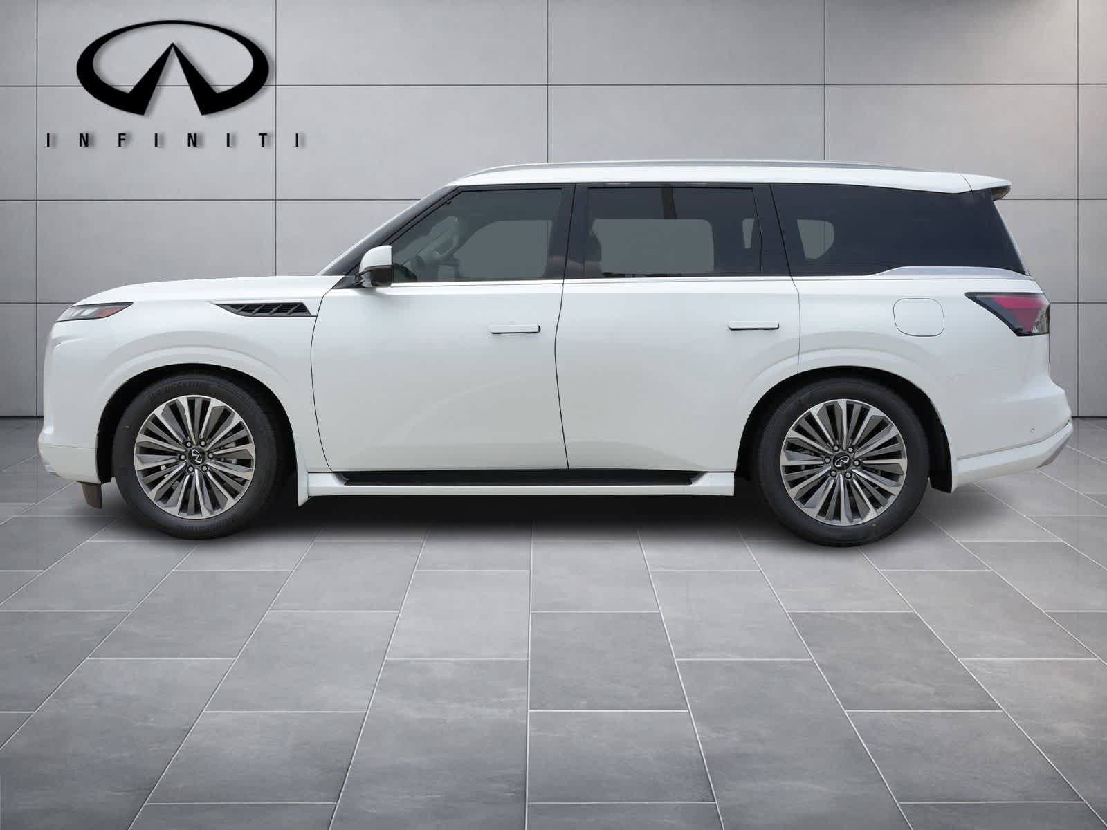 Thumbnail: 2026 INFINITI QX80 - 4