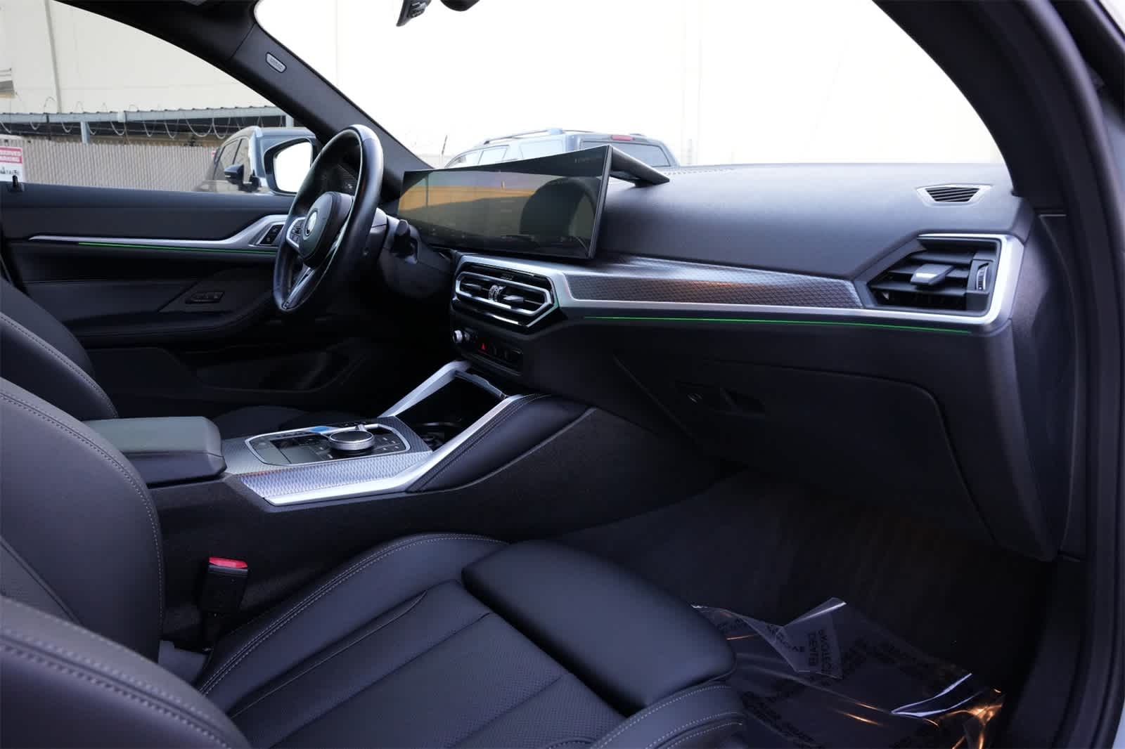 Thumbnail: 2023 BMW i4 - 21