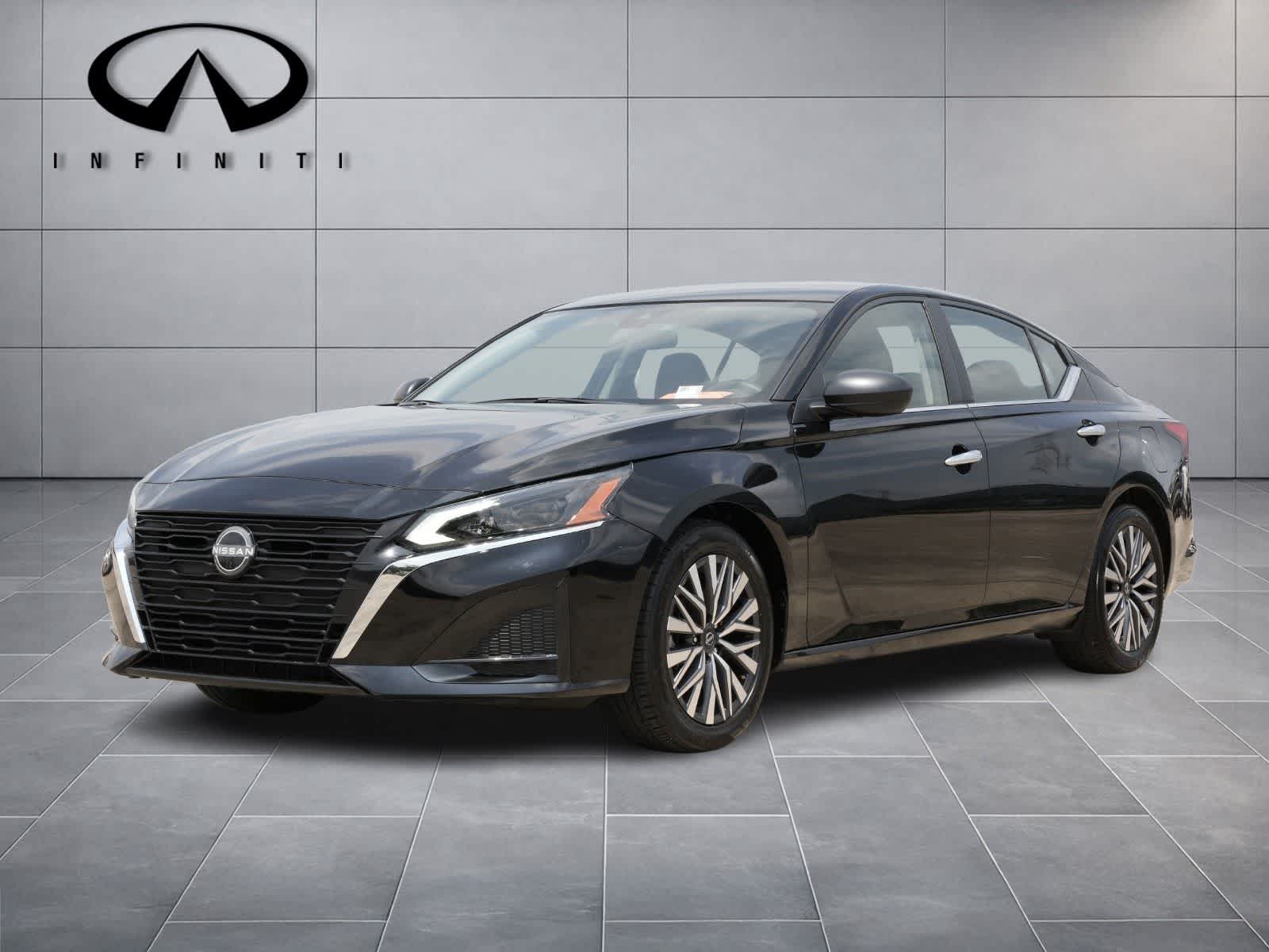 Thumbnail: 2025 Nissan Altima - 1