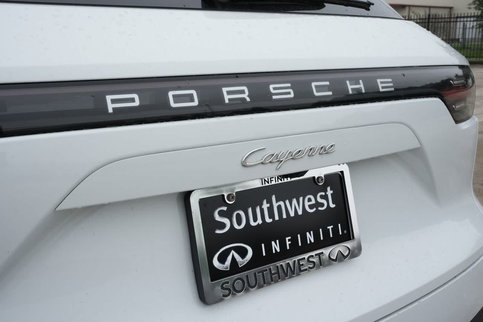 Thumbnail: 2023 Porsche Cayenne - 19
