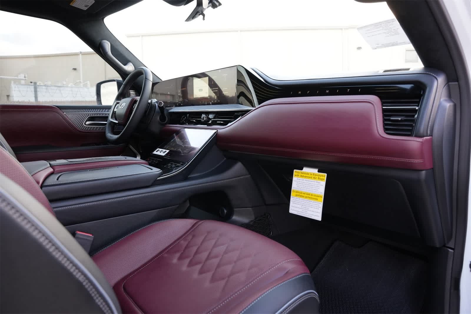 Thumbnail: 2026 INFINITI QX80 - 22