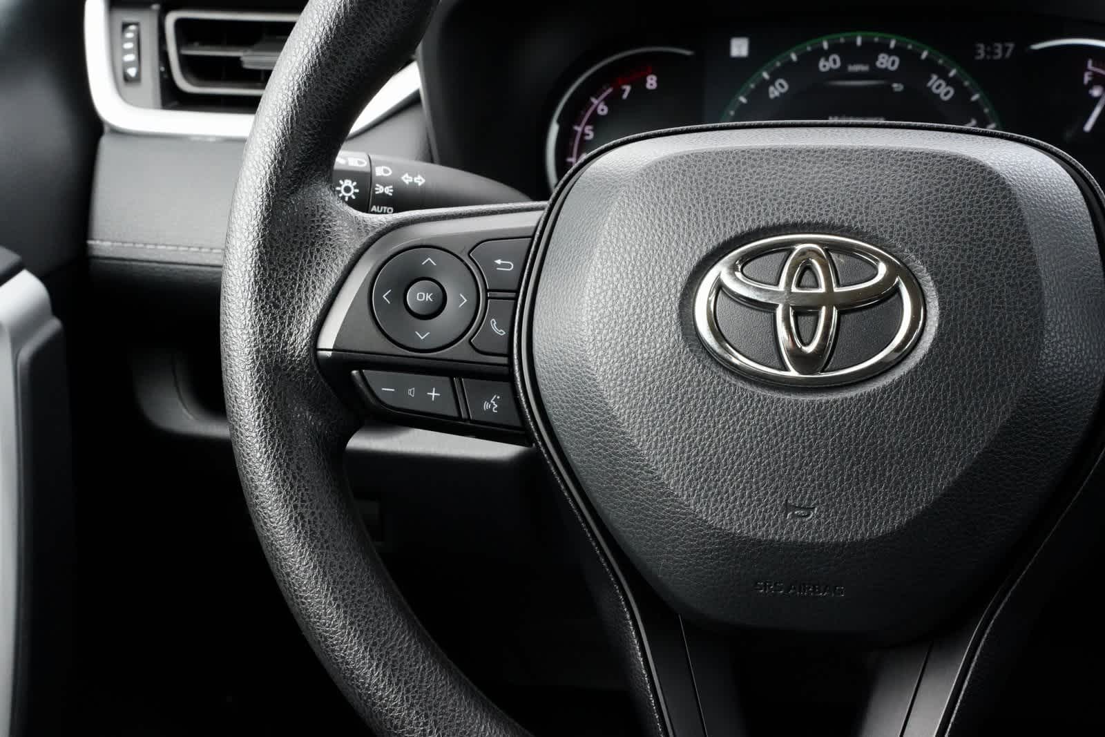 Thumbnail: 2024 Toyota RAV4 - 10