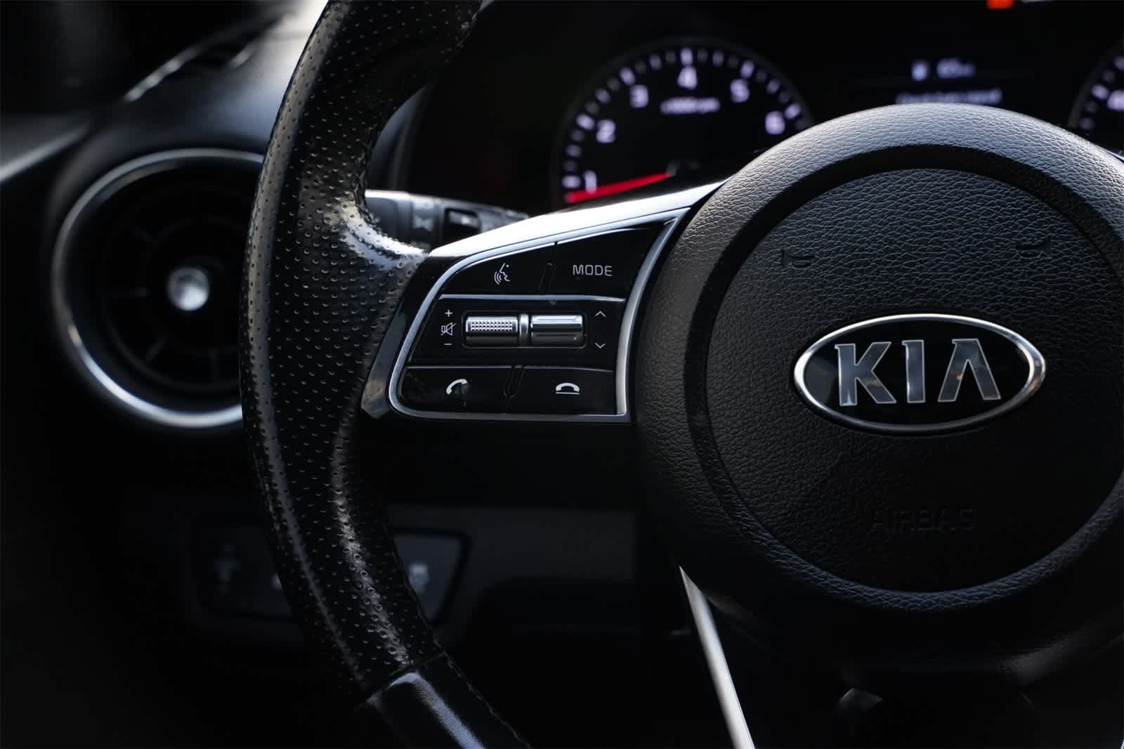 Thumbnail: 2021 Kia Forte - 10