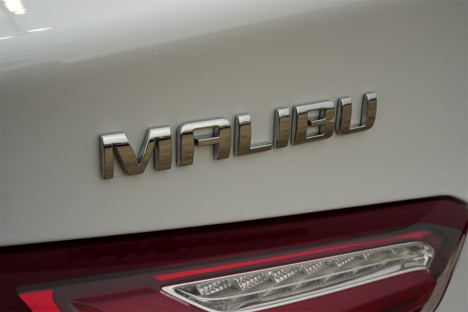 Thumbnail: 2022 Chevrolet Malibu - 20