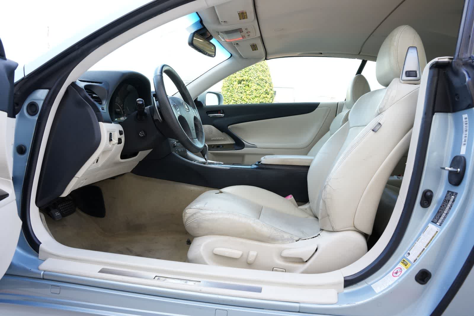 Thumbnail: 2010 Lexus IS - 15