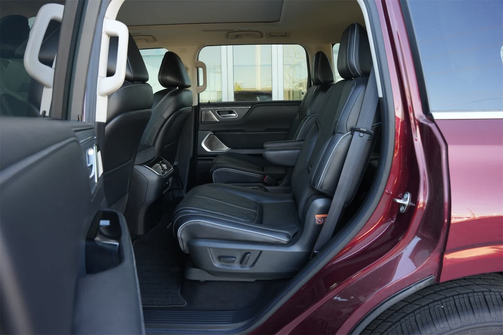 2025 INFINITI QX80 Sensory 19
