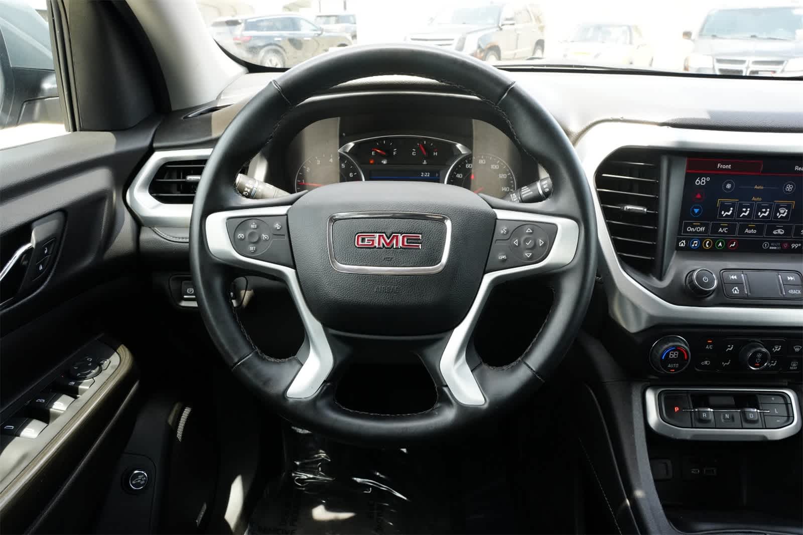 2023 GMC Acadia SLT 8