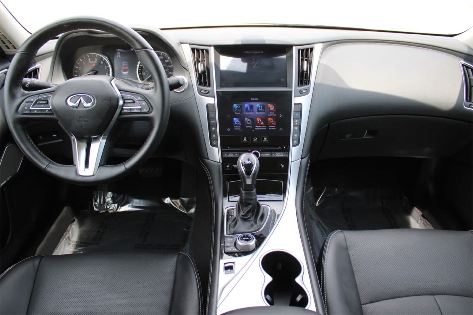 Thumbnail: 2024 INFINITI Q50 - 7