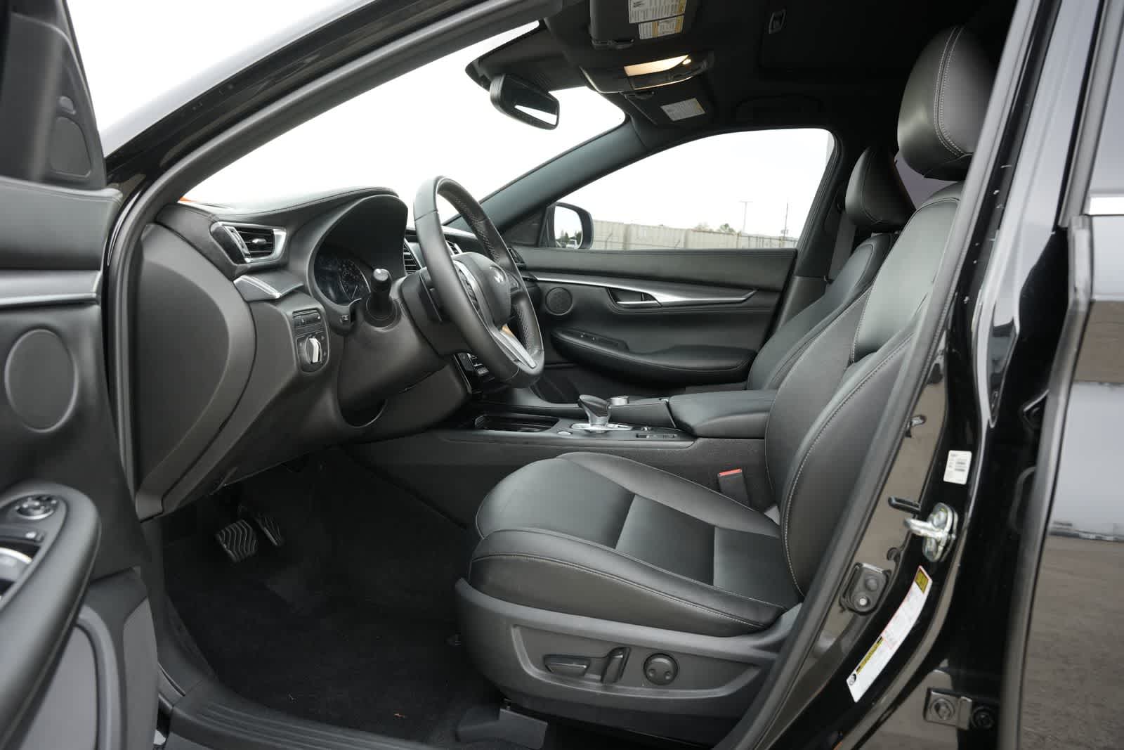 Thumbnail: 2022 INFINITI QX55 - 15