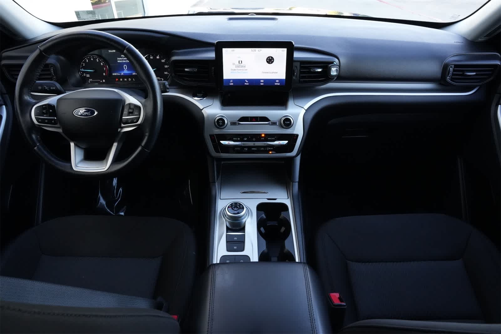 Thumbnail: 2022 Ford Explorer - 7