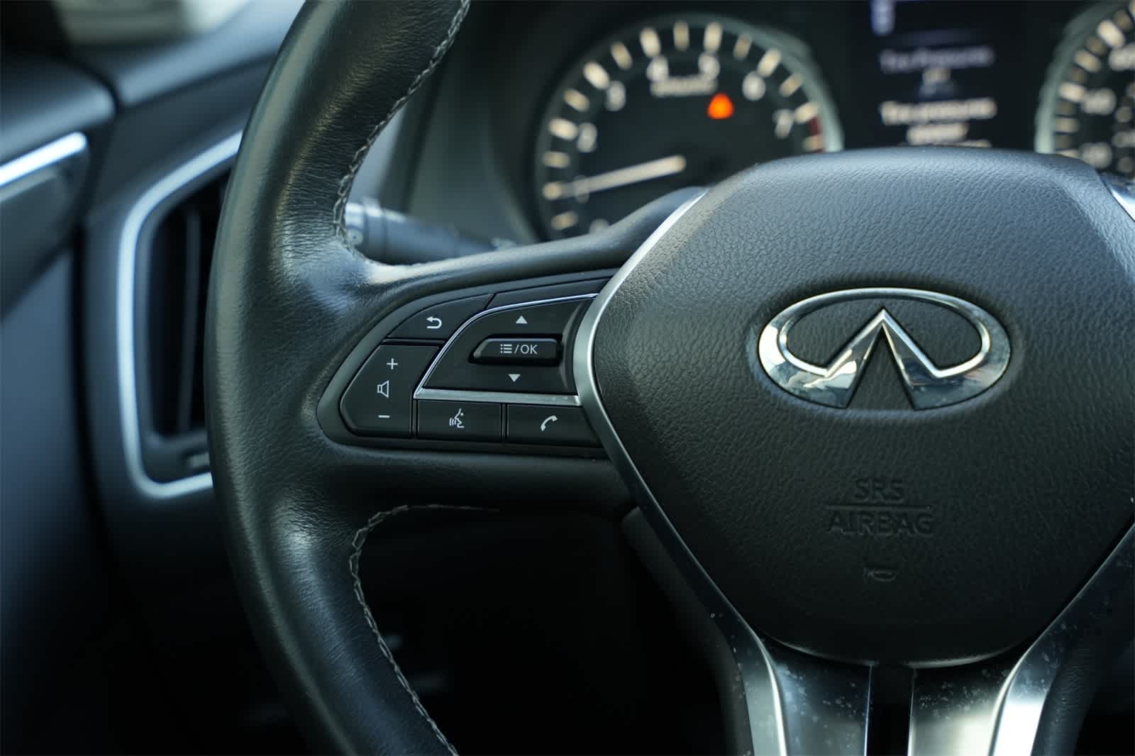 Thumbnail: 2019 INFINITI Q50 - 10