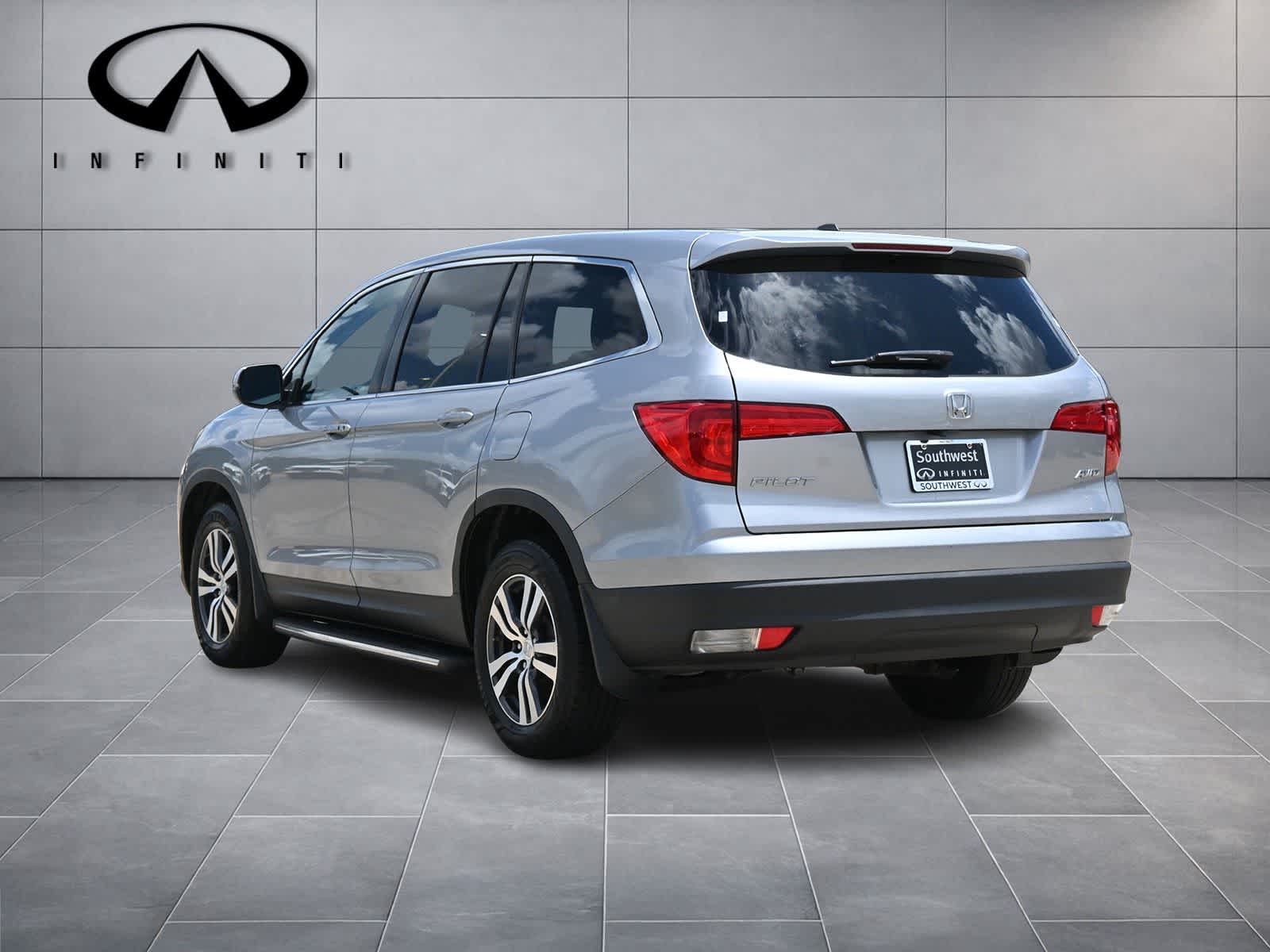 Thumbnail: 2018 Honda Pilot - 5