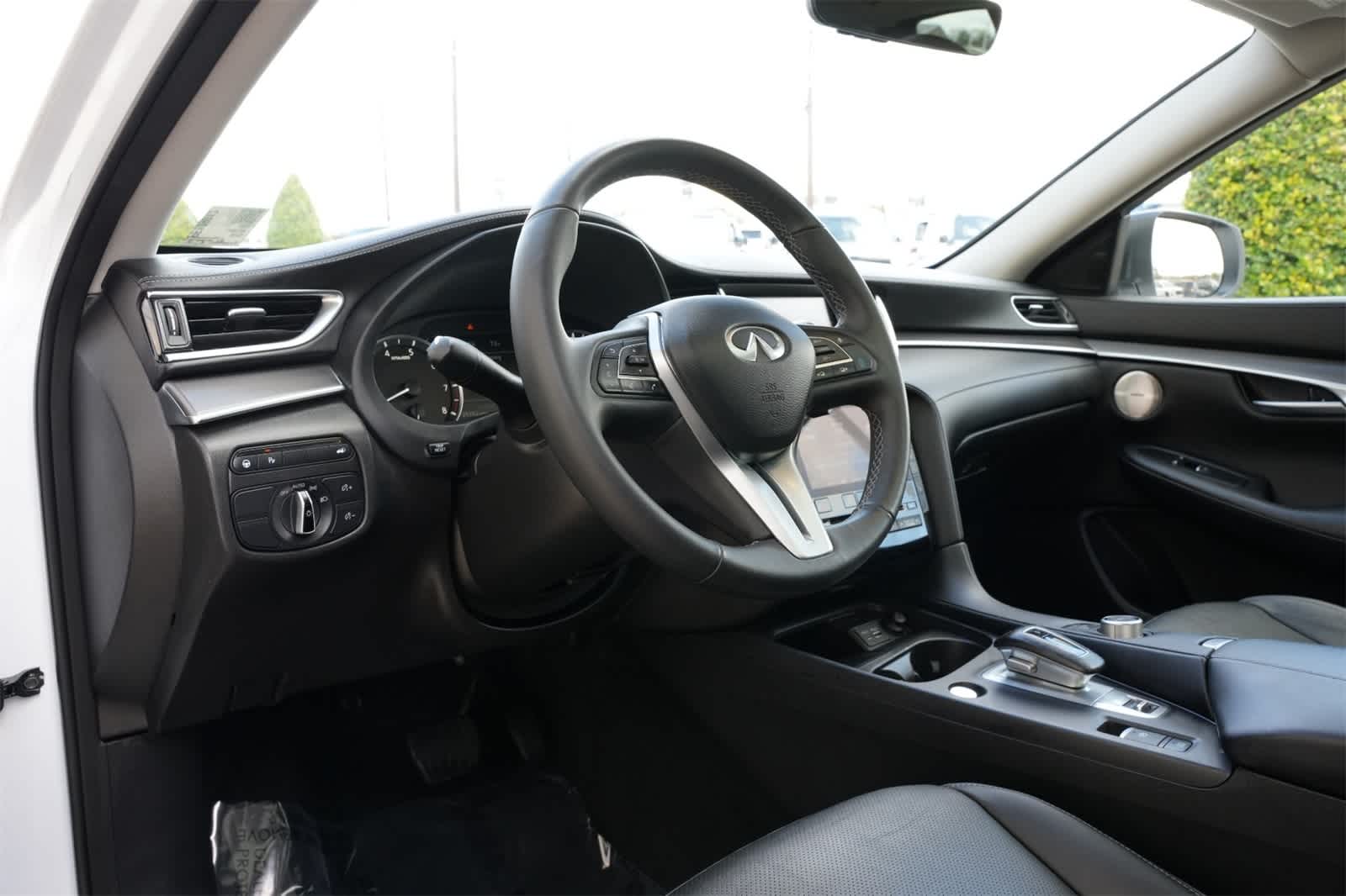 Thumbnail: 2023 INFINITI QX50 - 15