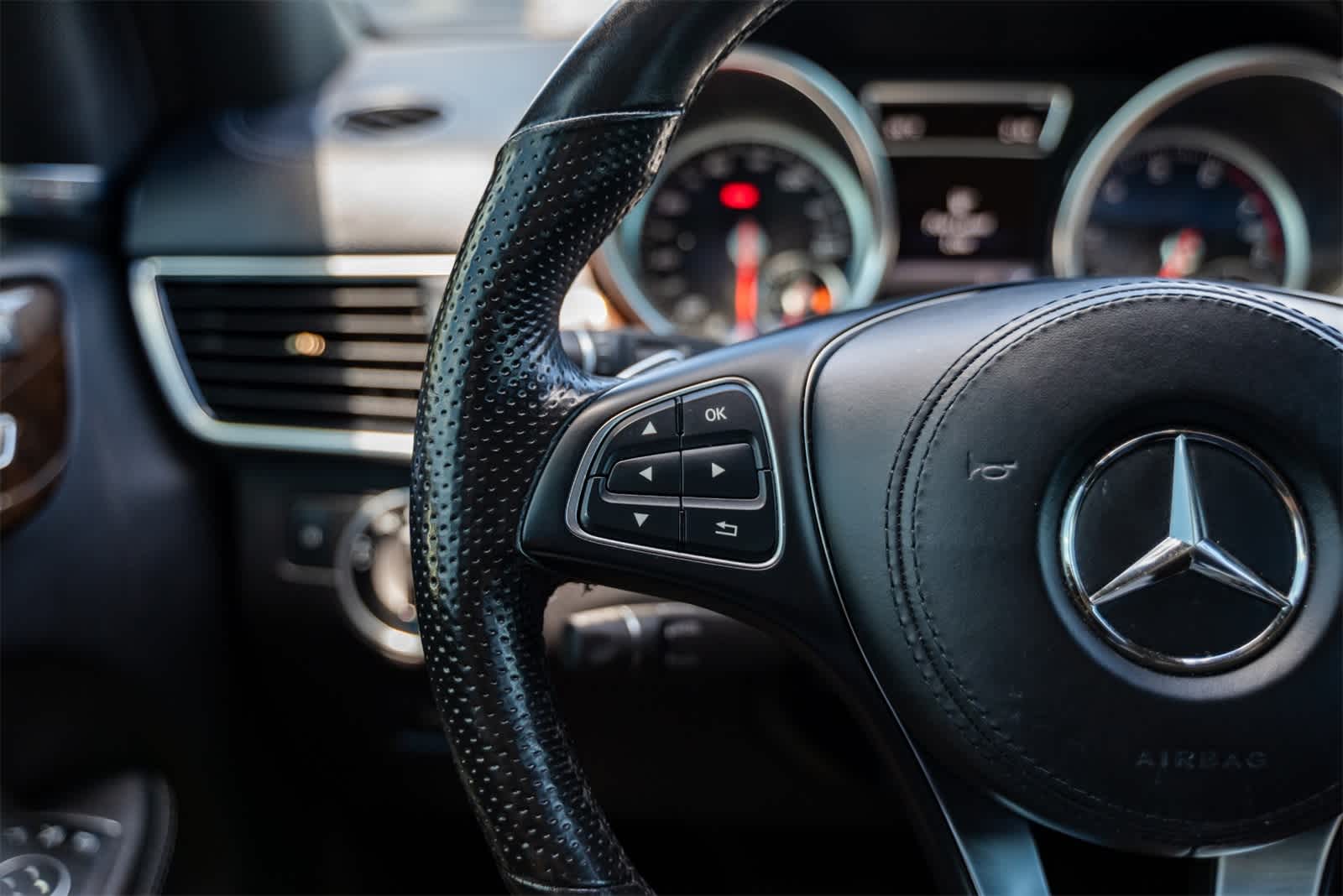 Thumbnail: 2019 Mercedes-Benz GLS - 10