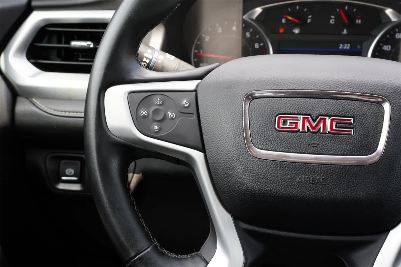 2023 GMC Acadia SLT 9