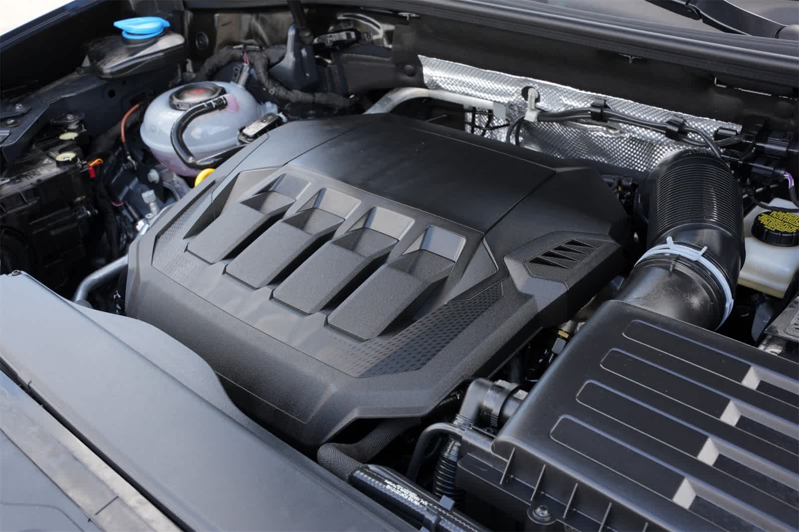 Thumbnail: 2025 Audi Q3 - 26