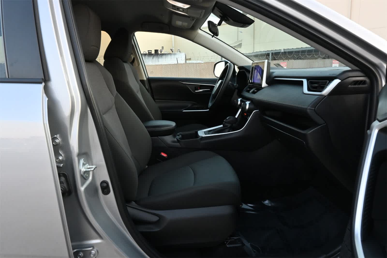 Thumbnail: 2024 Toyota RAV4 - 24