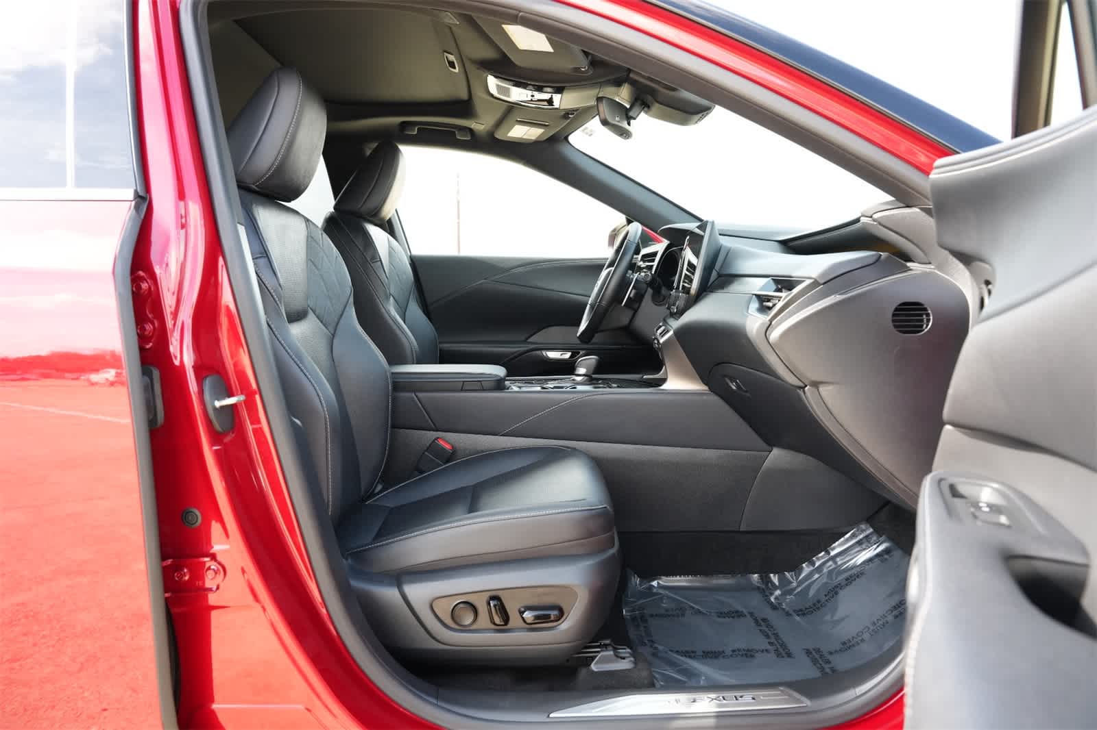 Thumbnail: 2025 Lexus RX - 25