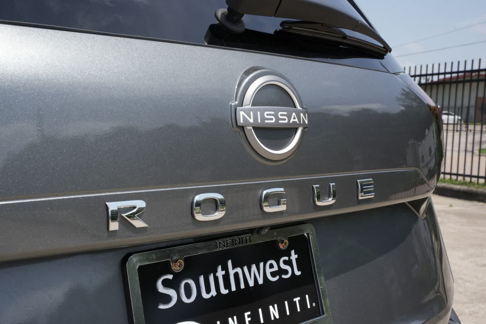 Thumbnail: 2023 Nissan Rogue - 19