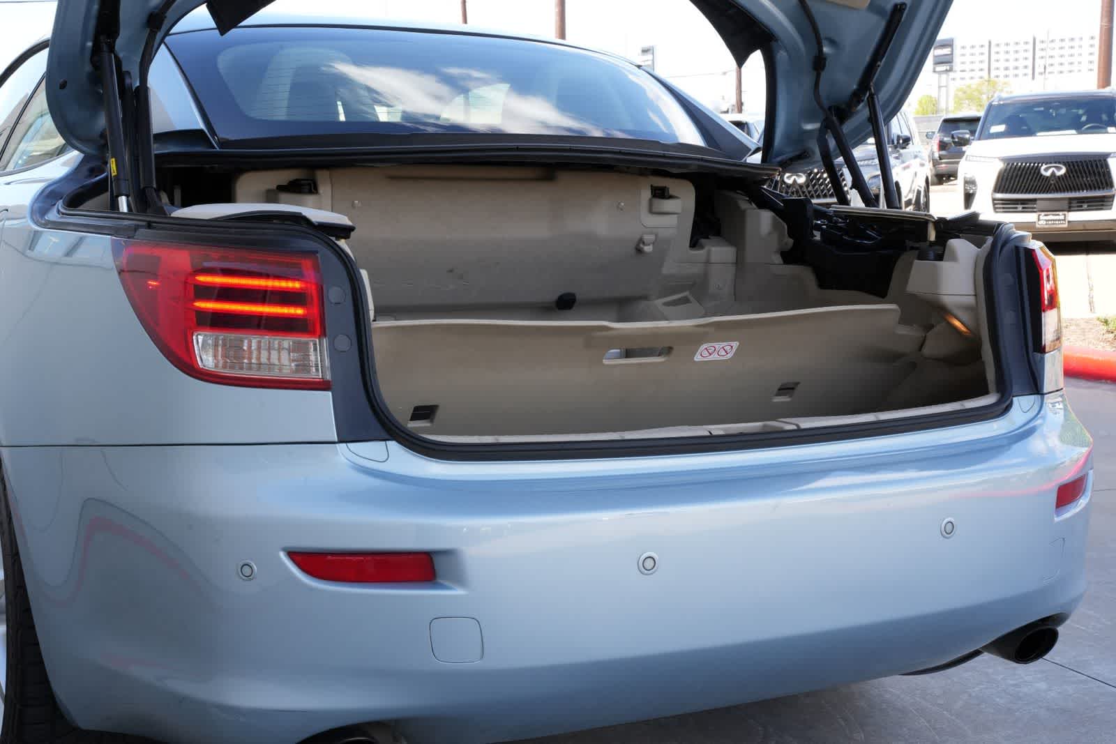 Thumbnail: 2010 Lexus IS - 19