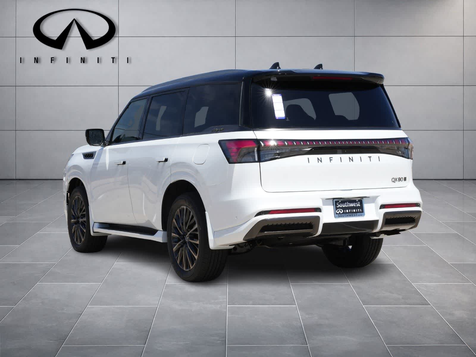 Thumbnail: 2026 INFINITI QX80 - 5