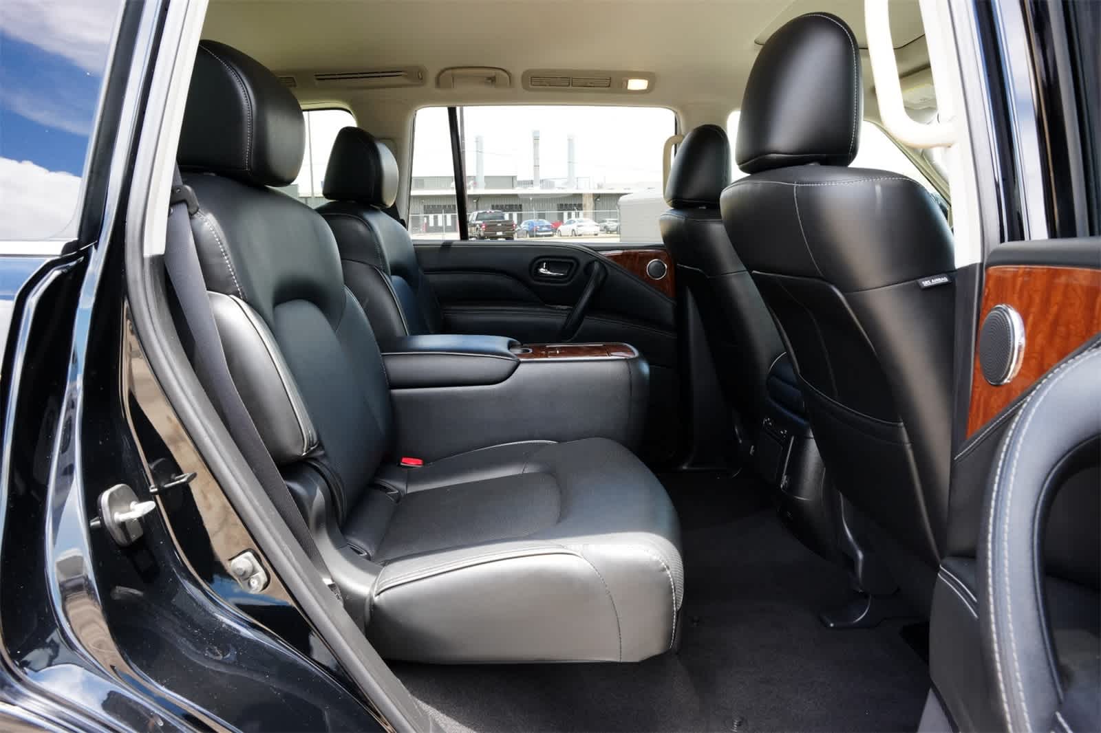 Thumbnail: 2019 INFINITI QX80 - 21