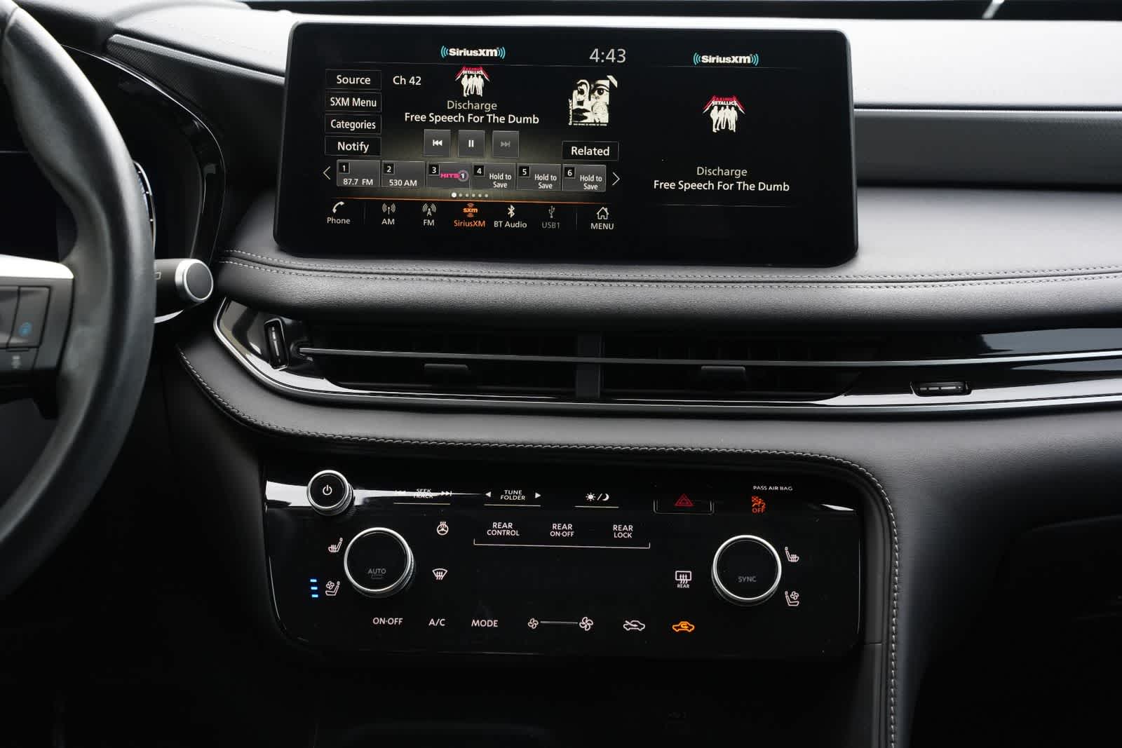 Thumbnail: 2023 INFINITI QX60 - 13