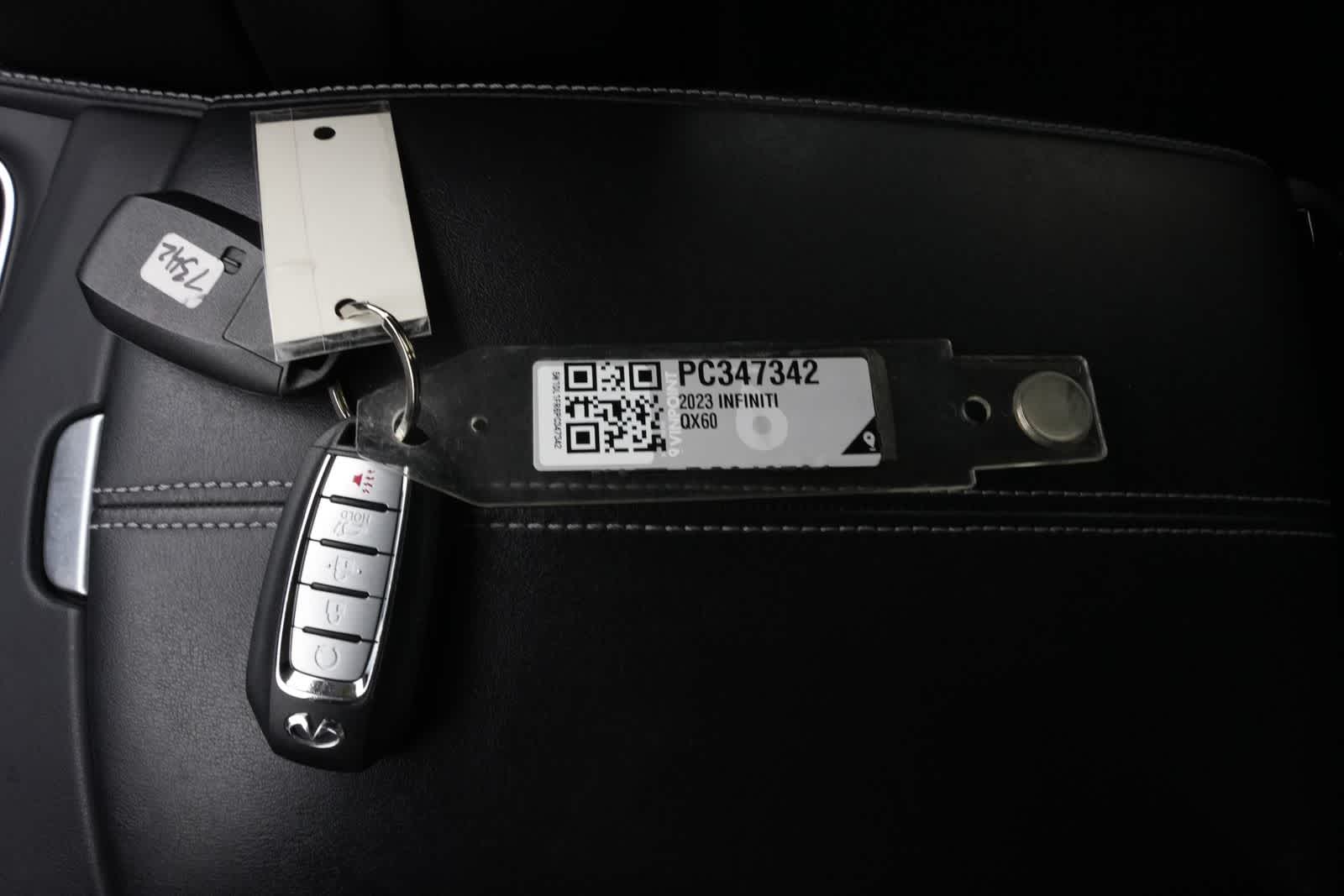 Thumbnail: 2023 INFINITI QX60 - 28