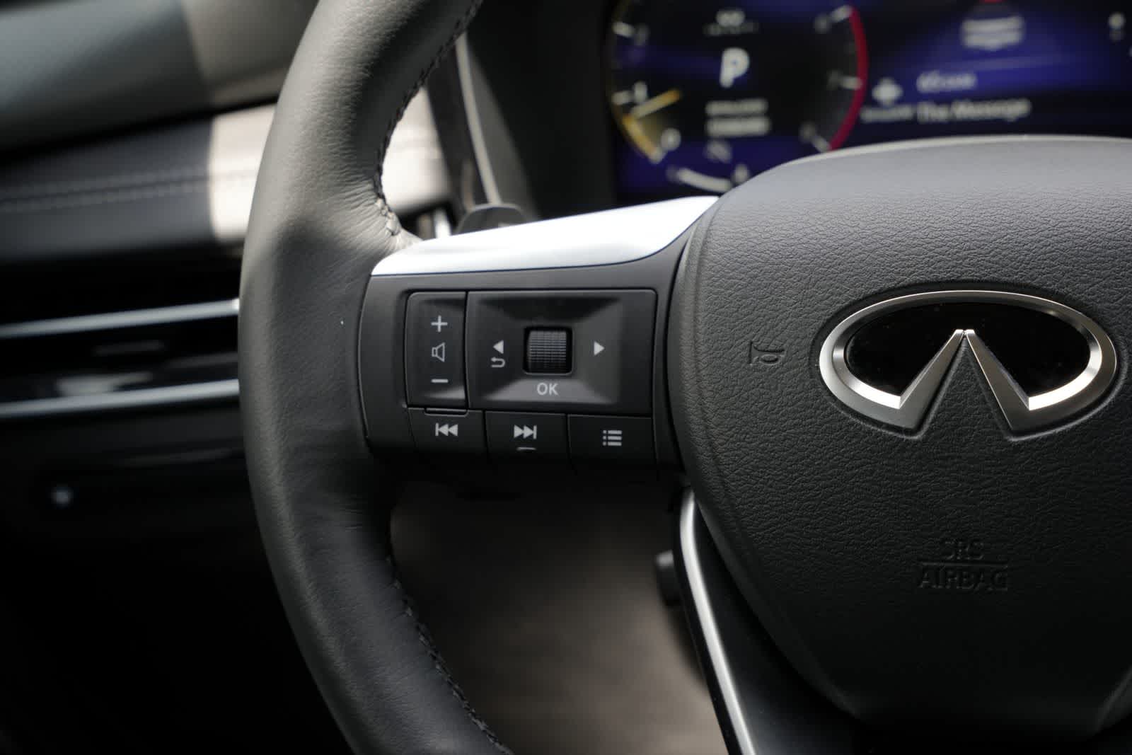 Thumbnail: 2026 INFINITI QX60 - 10