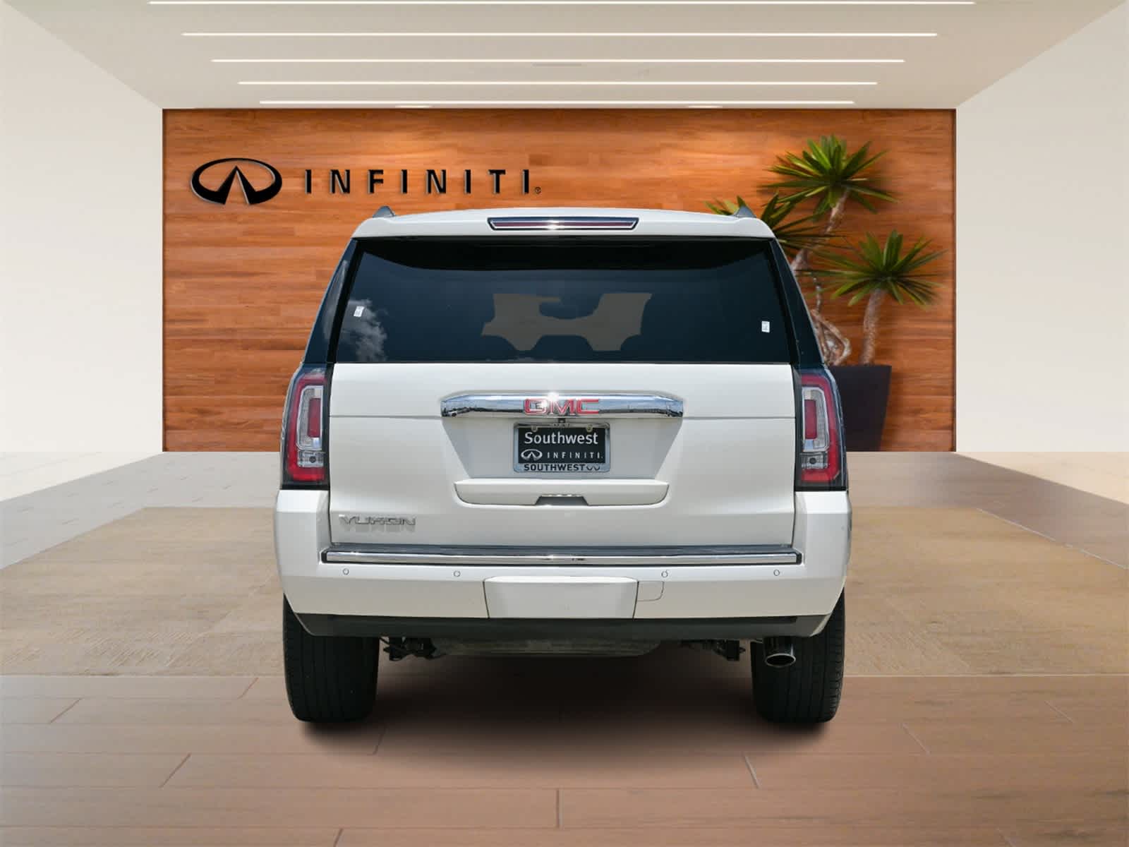 Thumbnail: 2015 GMC Yukon - 4