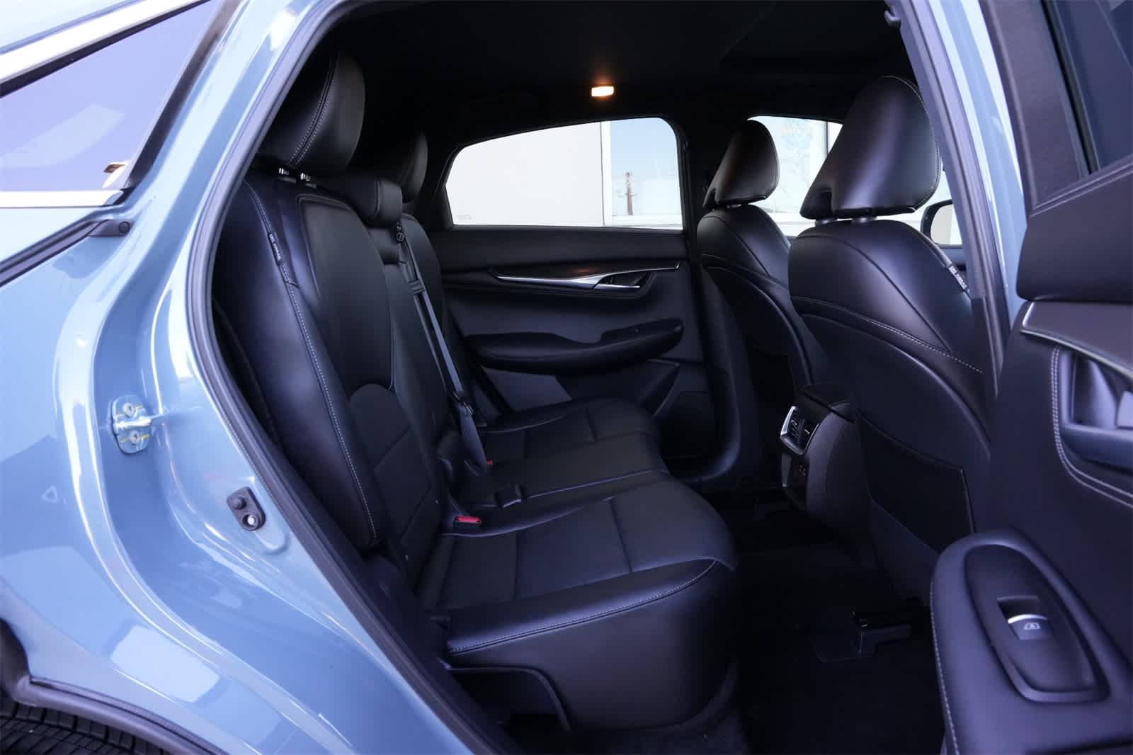 Thumbnail: 2025 INFINITI QX55 - 21