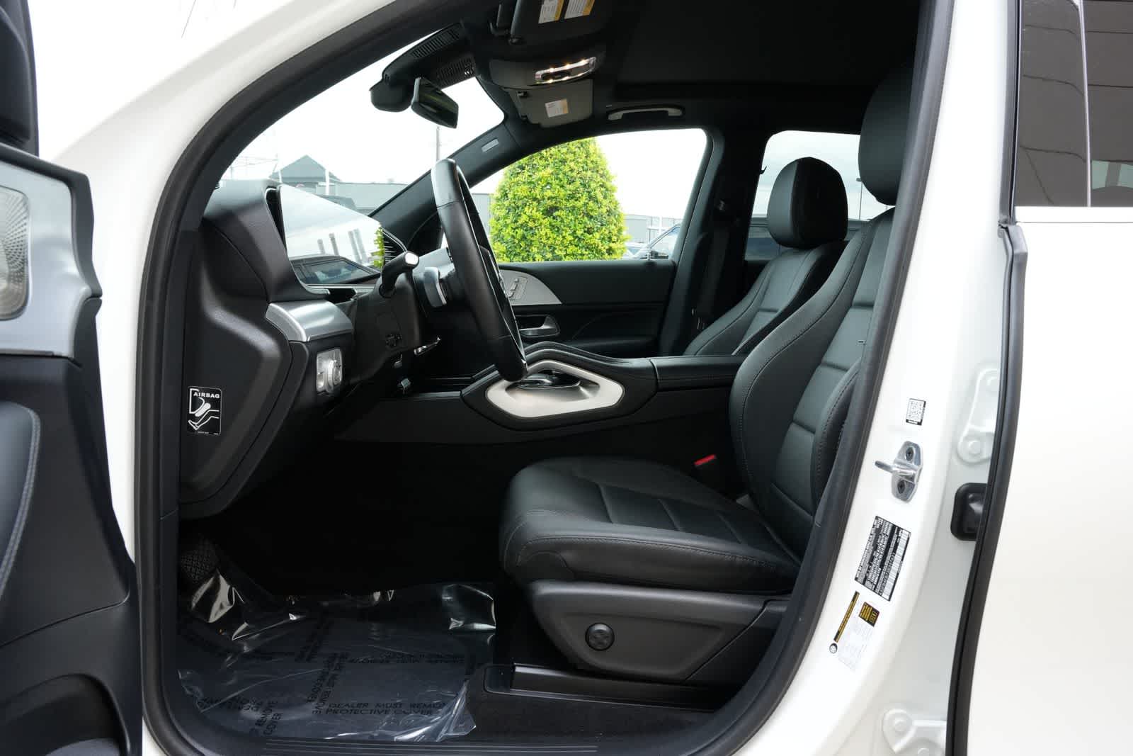 Thumbnail: 2025 Mercedes-Benz GLE - 16