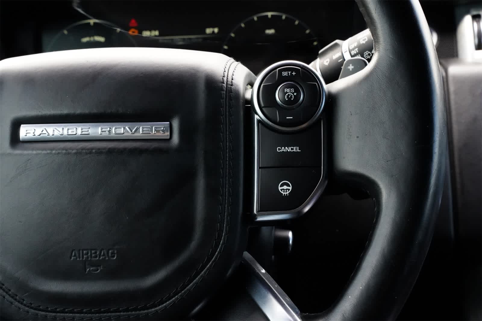 Thumbnail: 2016 Land Rover Range Rover - 11