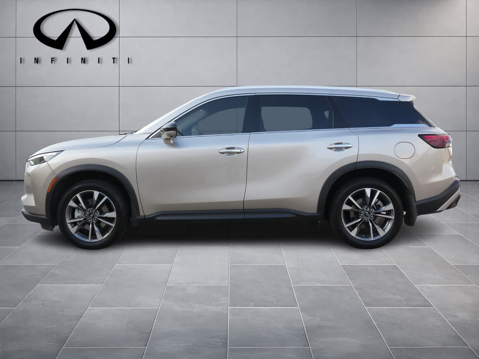 Thumbnail: 2023 INFINITI QX60 - 4