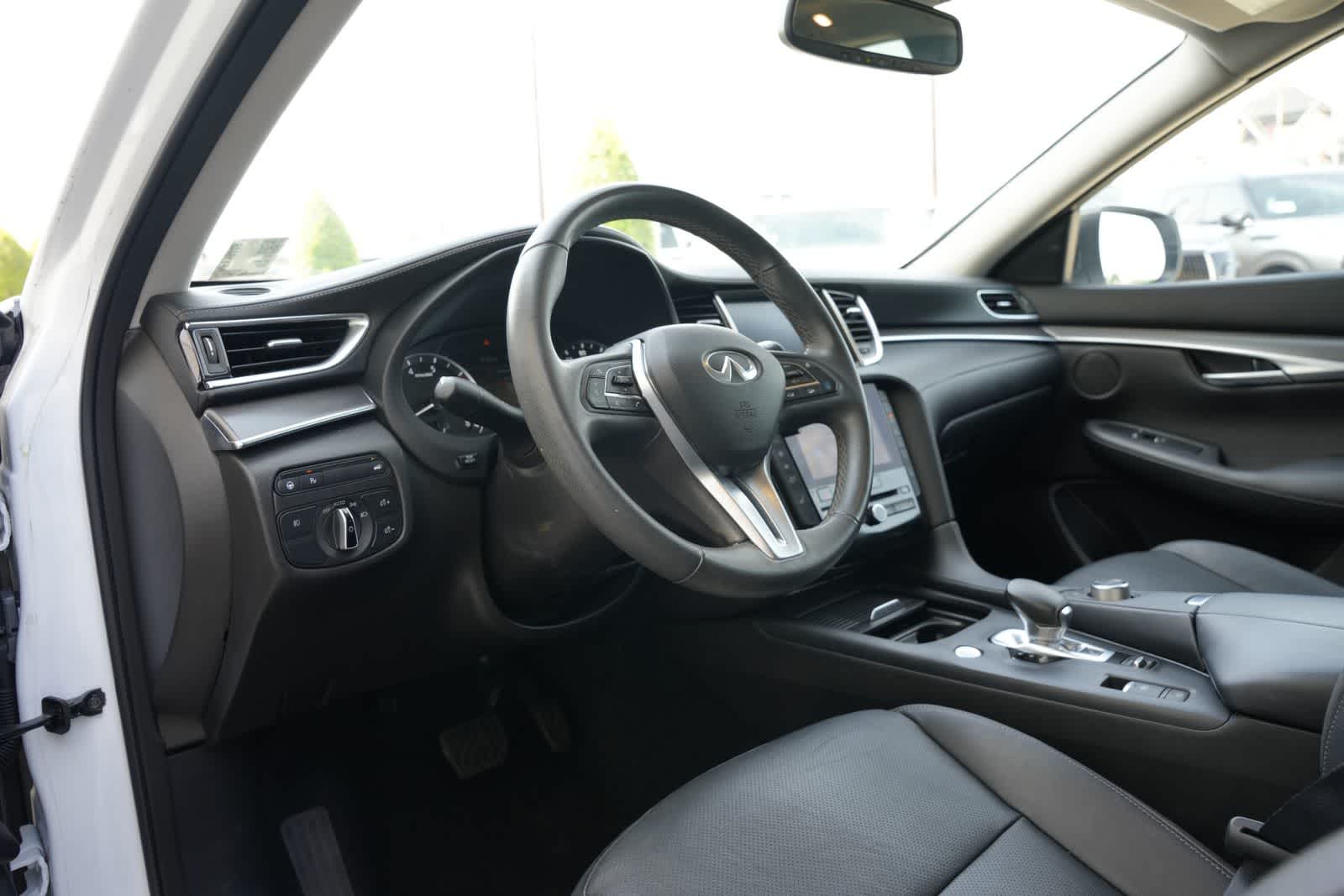 Thumbnail: 2022 INFINITI QX50 - 15