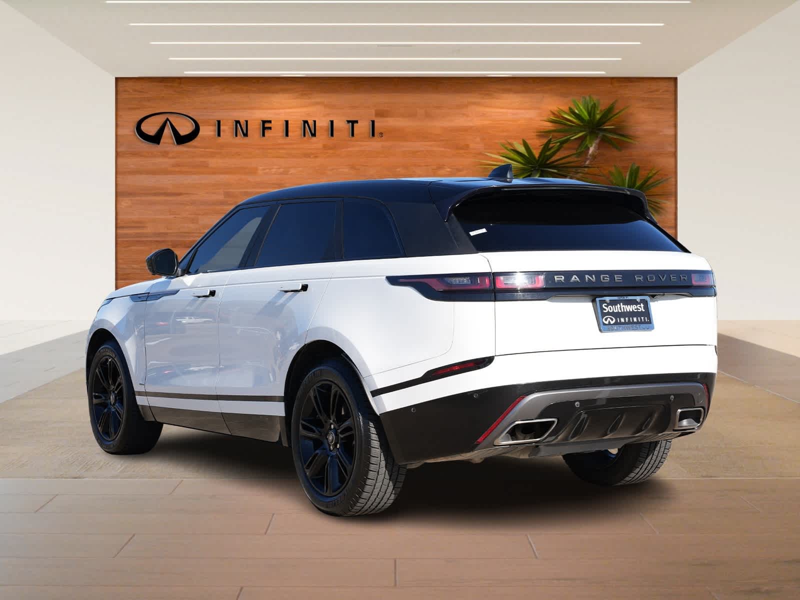 Thumbnail: 2018 Land Rover Range Rover Velar - 5