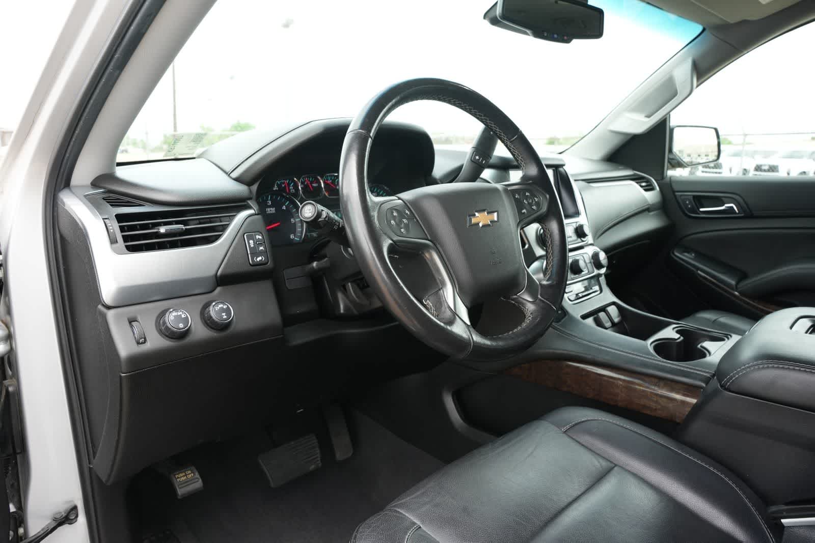 Thumbnail: 2019 Chevrolet Tahoe - 15