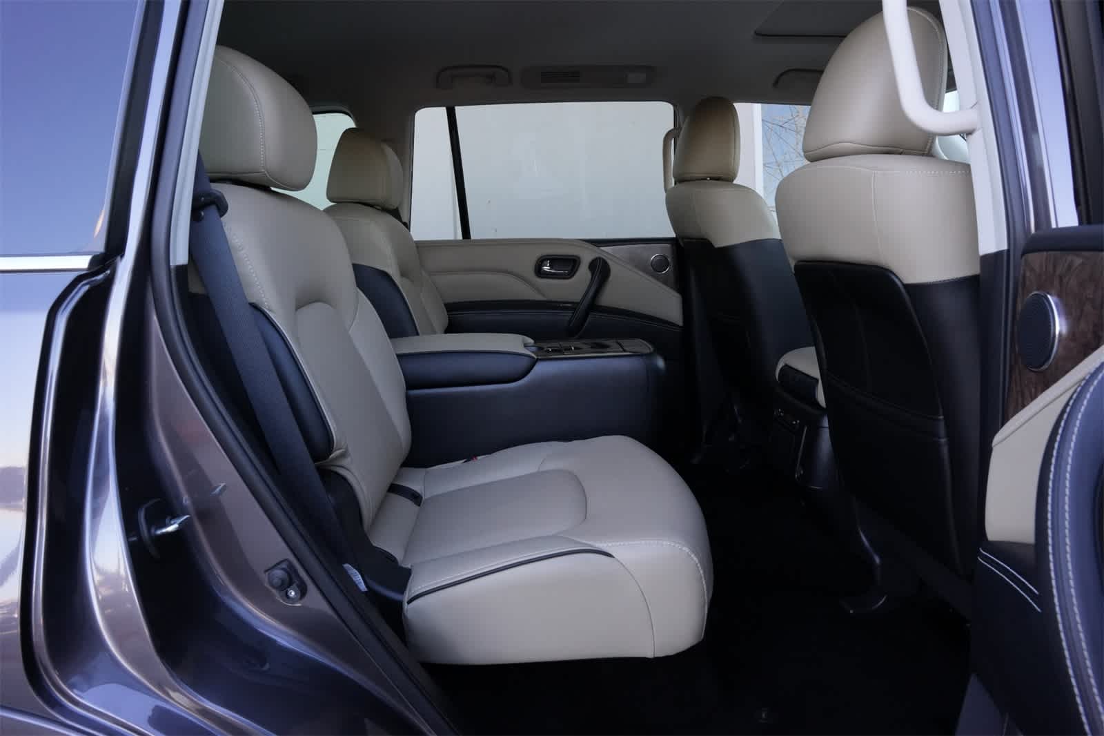 Thumbnail: 2023 INFINITI QX80 - 21