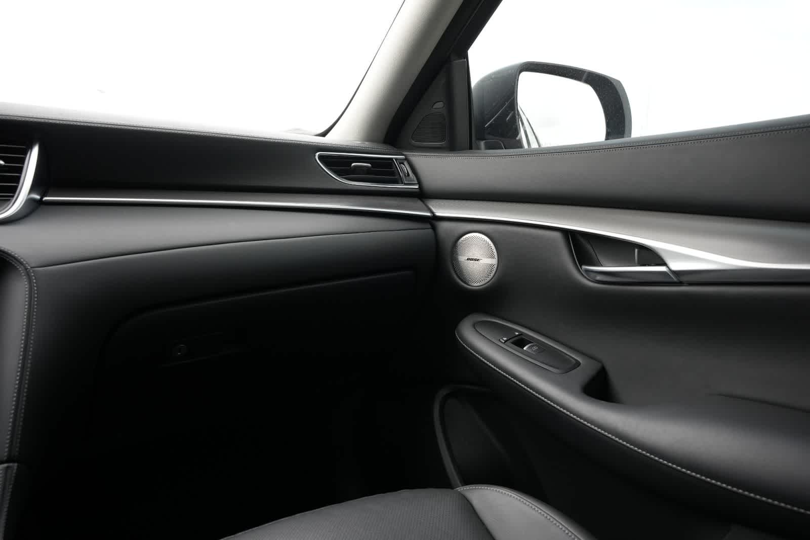 Thumbnail: 2023 INFINITI QX50 - 8