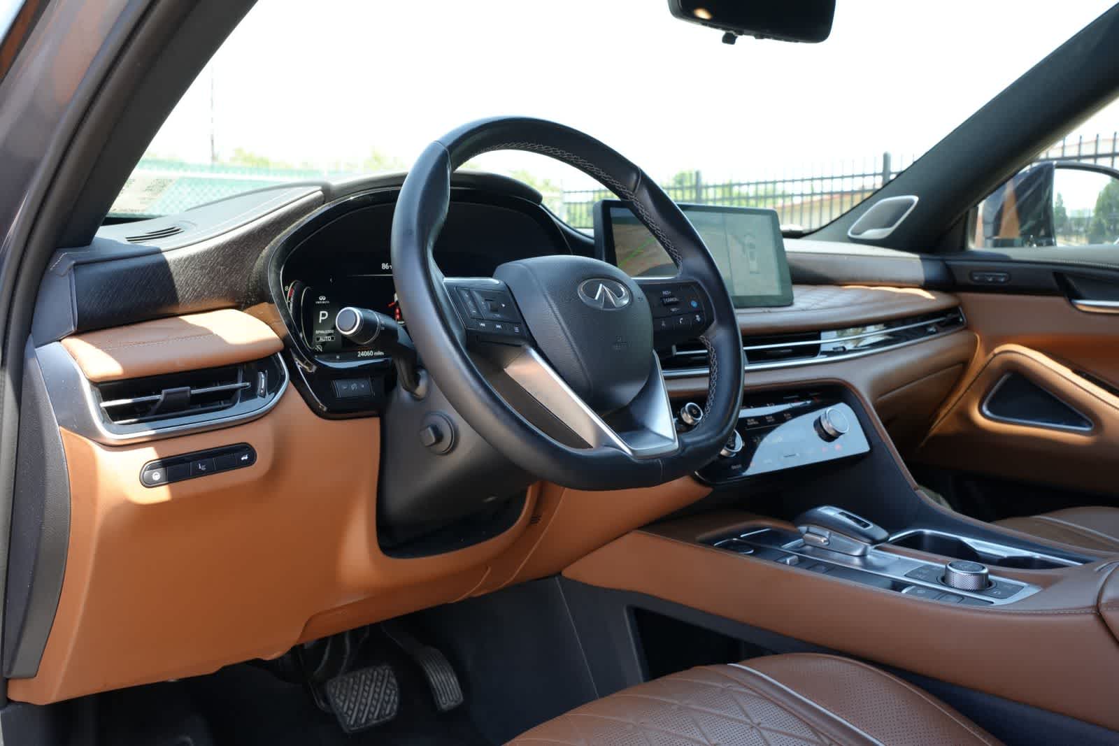 Thumbnail: 2023 INFINITI QX60 - 16