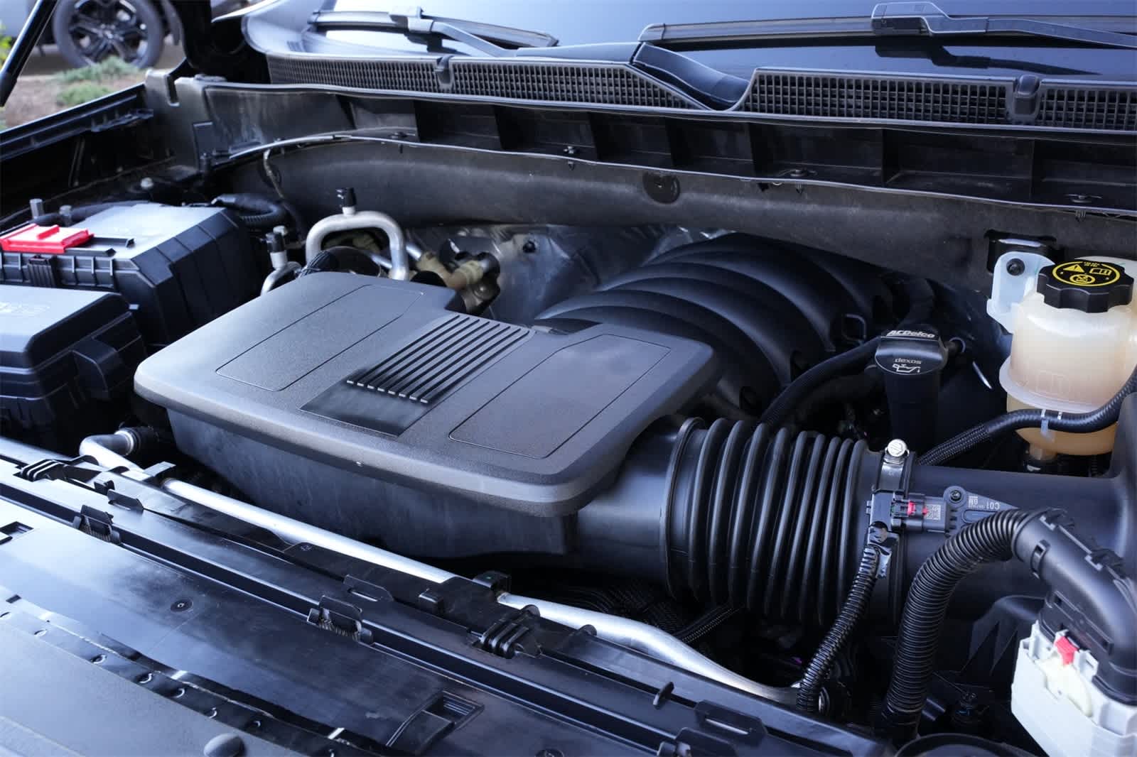 Thumbnail: 2021 GMC Yukon - 25